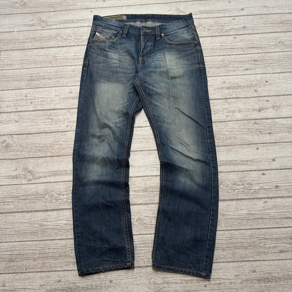 Diesel Jeans Men's 34 Blue Wash Denim Straight Leg Button Fly Relaxed Fit Italy